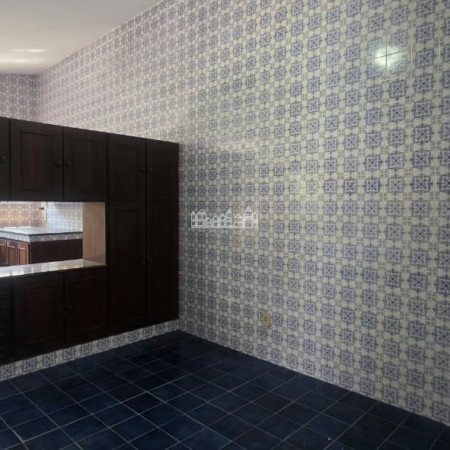 Casa à venda com 5 quartos, sendo 3 suítes, em Itapetinga, Atibaia, SP