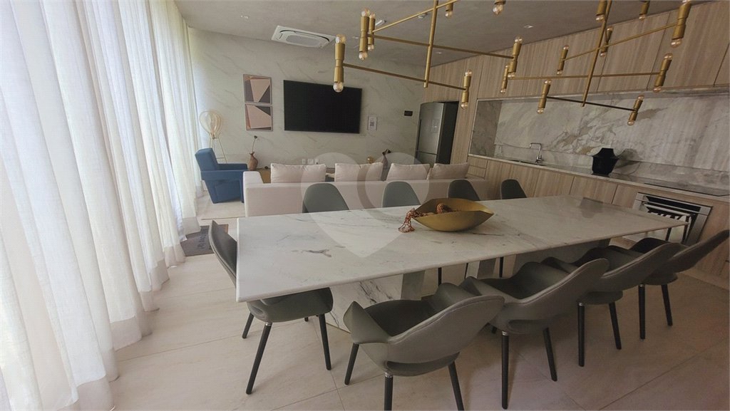 Studio sofisticado, totalmente mobiliado e pronto para morar