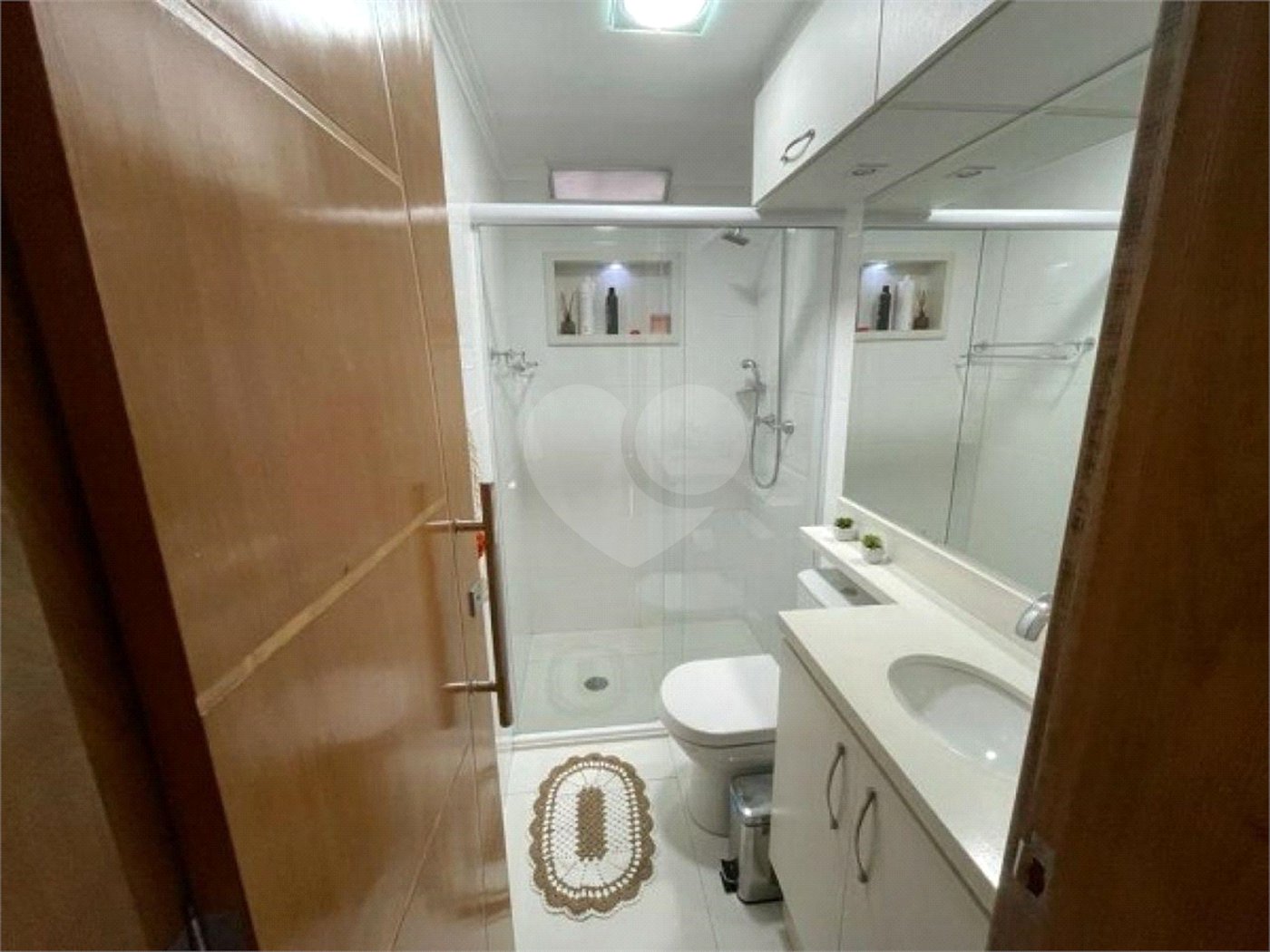 Apartamento à venda com 3 quartos, sendo 1 suíte, em Jardim Prudência, São Paulo, SP
