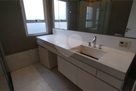 Á venda Apartamento Alto Padrão 5 suítes / 8 vagas 522m² Vila Nova Conceição