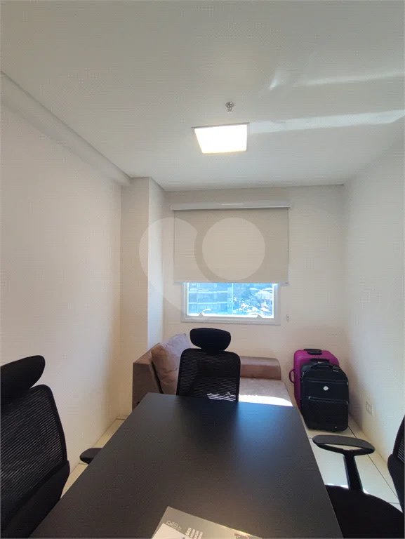 Excelente conjunto comercial para locação com 38 m², 2 salas com varanda e 1 vaga no Ipiranga!