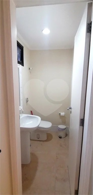 CONJUNTO COMERCIAL COM 45m2 PARA VENDA OU LOCAÇÃO NA VILA CLEMENTINO