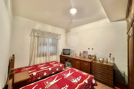 Casa á venda – Granja Viana