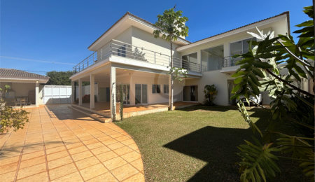 Casa à venda com 7 suítes no condomínio Damha I, São Carlos - SP