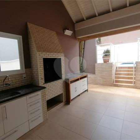 Casa para Locação no Condomínio Recanto dos Paturis em Vinhedo/SP