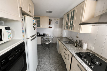 Apartamento à venda com 2 suítes em Campo Belo, São Paulo, SP
