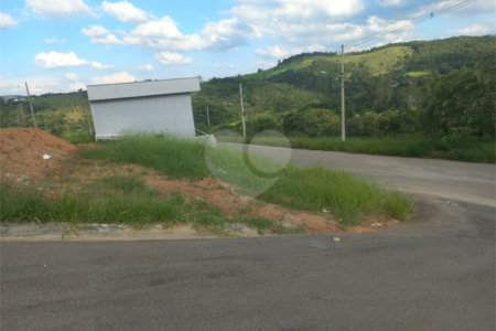 Terreno de Esquina em Loteamento Novo - Oportunidade de Valorização!