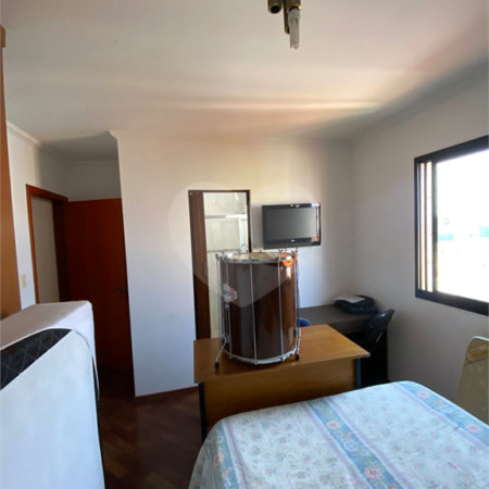 Apartamento no Edifício Riveira.