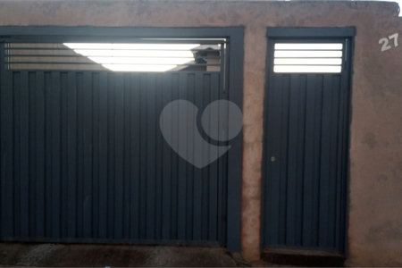 Linda Casa no Bairro Abdelnur