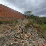 Terreno para venda, contendo 250,00 m² de área total.