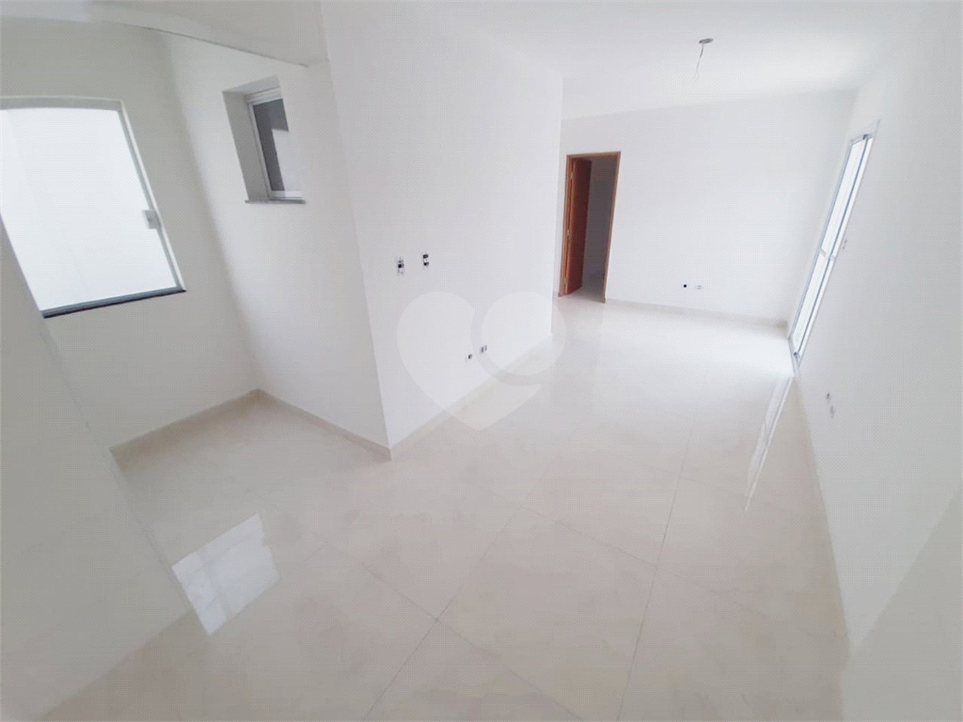 Apartamento novo. 10 minutos para o Metrô
