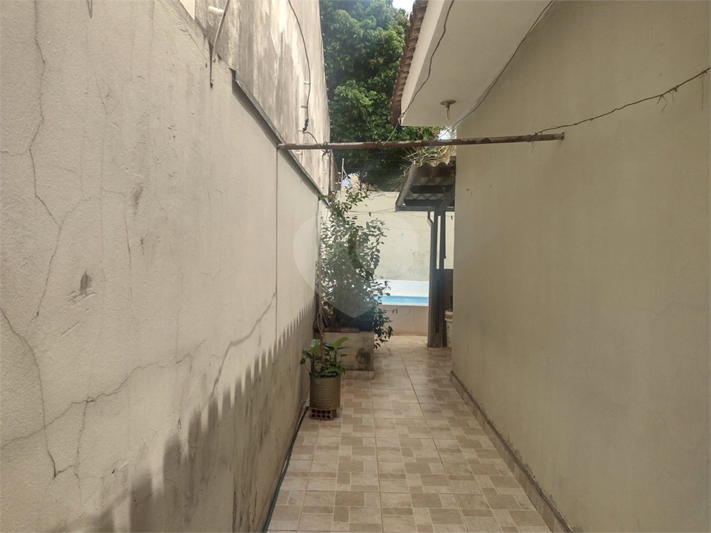 Casa térrea para venda.