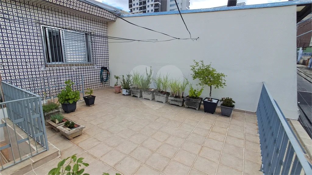 Casa Assobradada à venda | 209 m² | 3 dormitórios | Edícula | 3 vagas na Parada Inglesa!