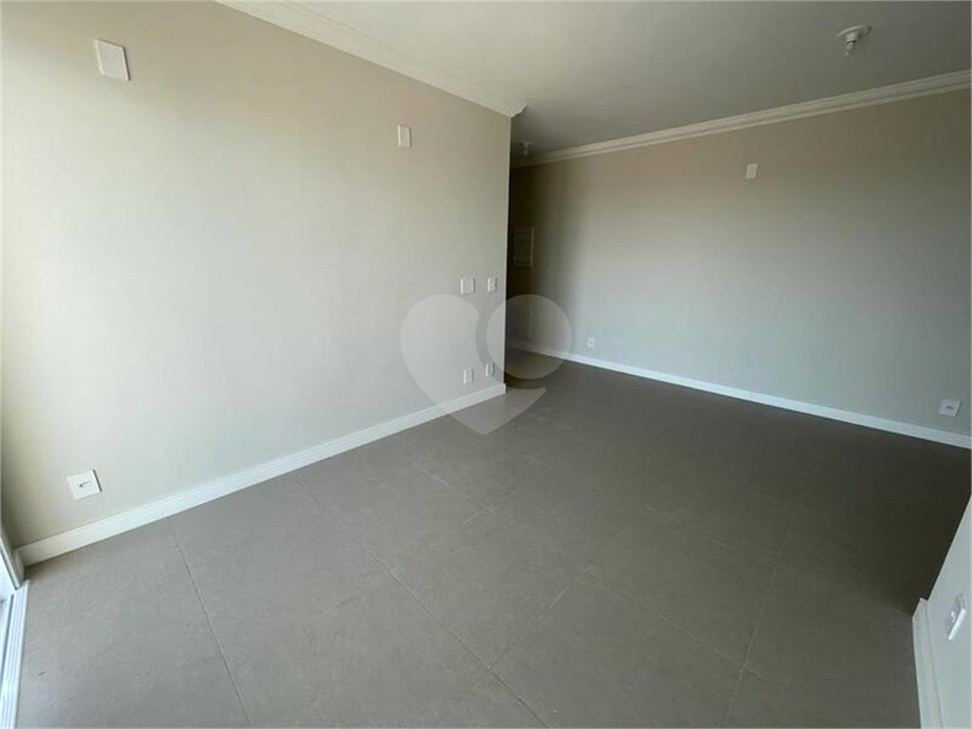LINDO APARTAMENTO À VENDA NO RESIDENCIAL NATÁLIA