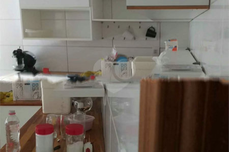 Casa térrea para venda em Araraquara/SP.