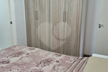 Casa de Vila à venda com 3 quartos, sendo 1 suíte, em Vila Pasti, Louveira, SP