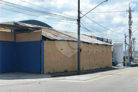 Excelente Galpão Industrial e Comercial em Jundiaí com AVCB e Zoneamento ZR3