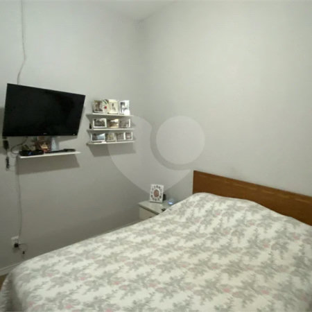 Casa Térrea à venda com 4 quartos, sendo 1 suíte, em Campo Grande, São Paulo, SP