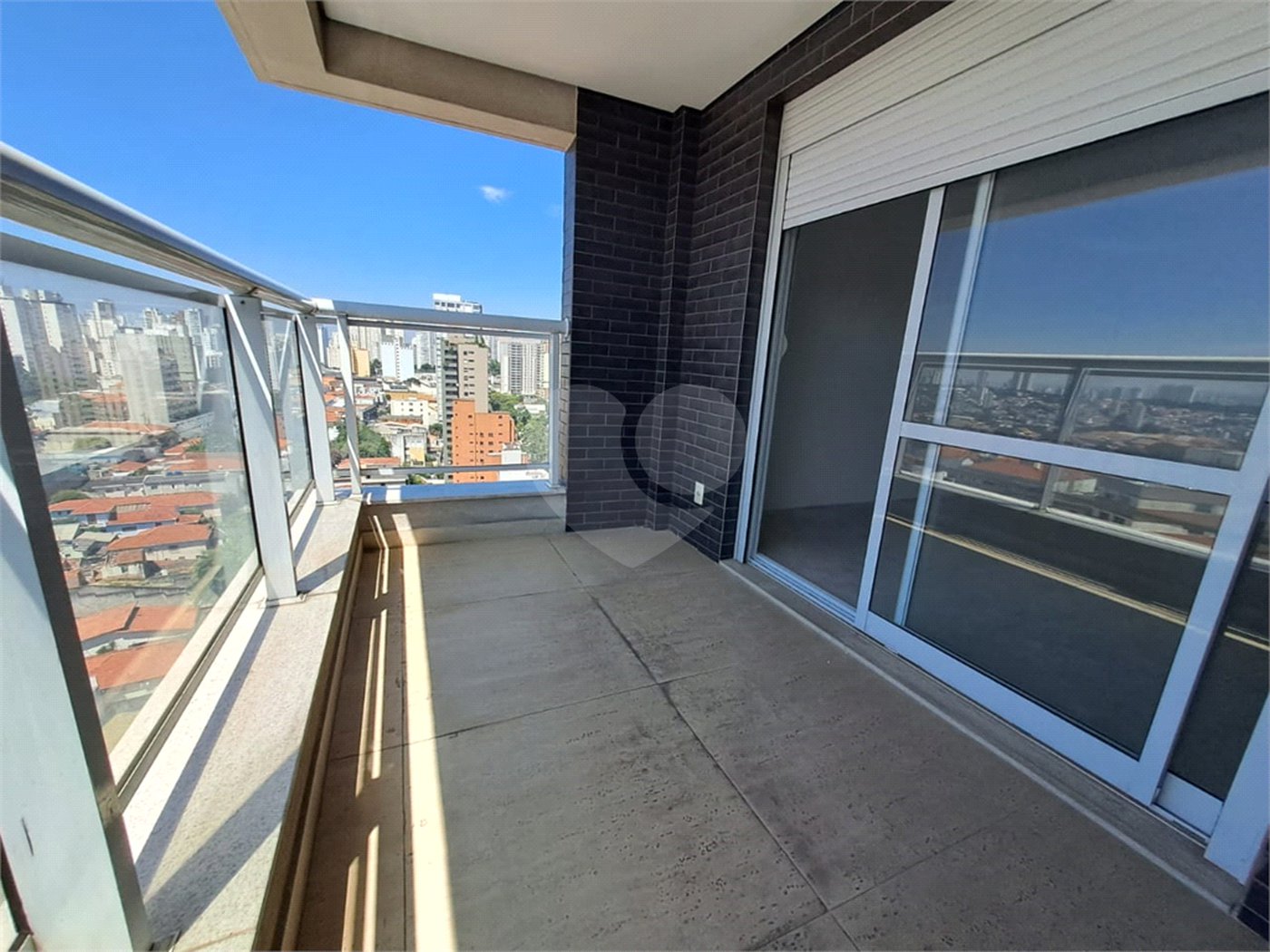 Excelente Apartamento para venda com 4 suítes, 4 vagas e lazer à venda na Vila Mariana!!
