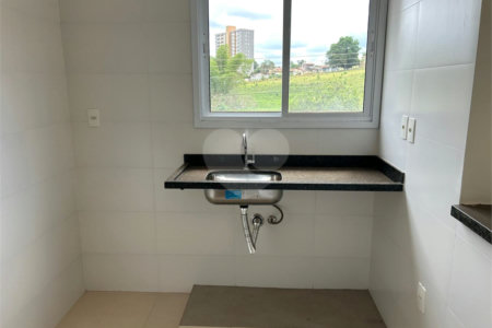 Apartamento a venda de 02 dormitórios