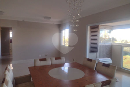 Apartamento á venda no Condomínio Edifício Murano