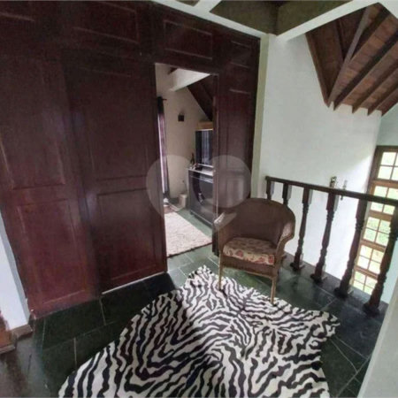 Casa à venda no Condomínio Vista Alegre Sede em Vinhedo/SP