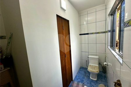 Casa com Piscina e Churrasqueira | 2 Suítes | Edícula | 3 Vagas | 275m²