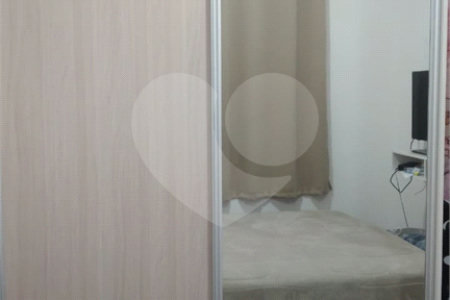 Lindo apartamento no Bosque dos Ipês .