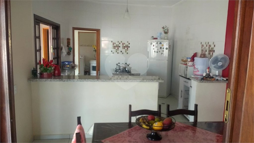 Casa para Venda em Piracaia