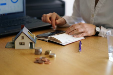 Preço de imóveis sobe 0,58% em setembro e segue acima da inflação no ano