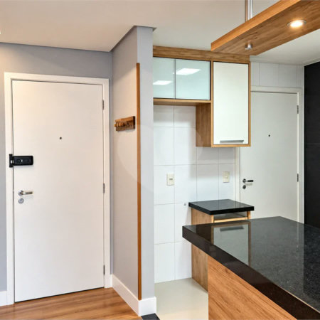 Apartamento de 84 m² no Centro de São Bernardo do Campo, com 2 dormitórios + 1 reversível, varanda gourmet com churrasqueira e lazer completo de clube.