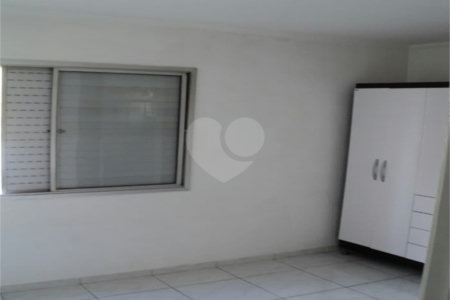 Apartamento com 32m² na região da Bela Vista em São Paulo - SP.