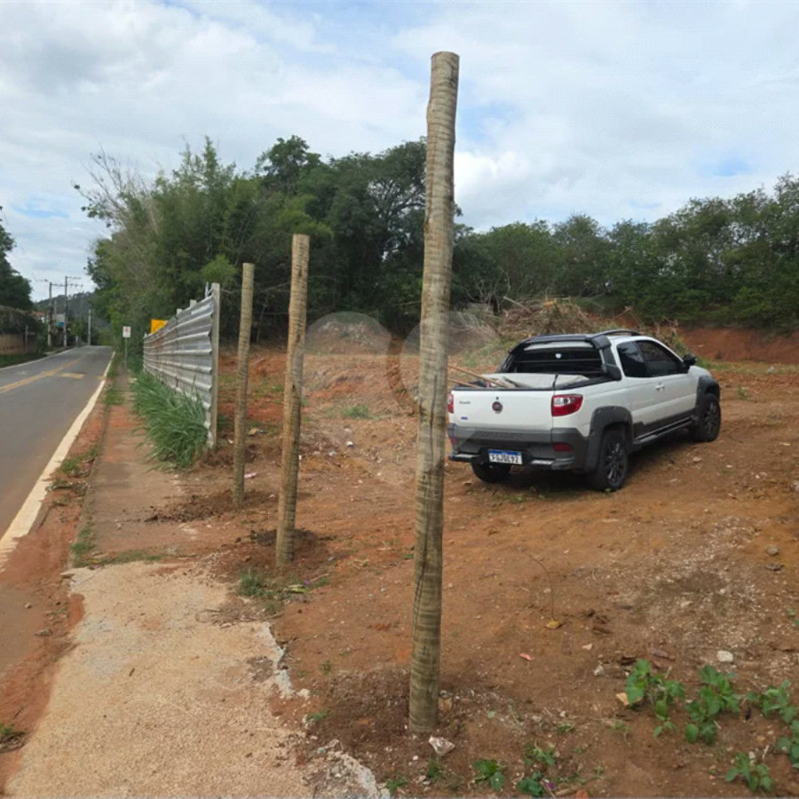 Terreno em Atibaia com 3.000 metros para locação, ótimo para transportadora, pátio de veículos, mecânica pesada