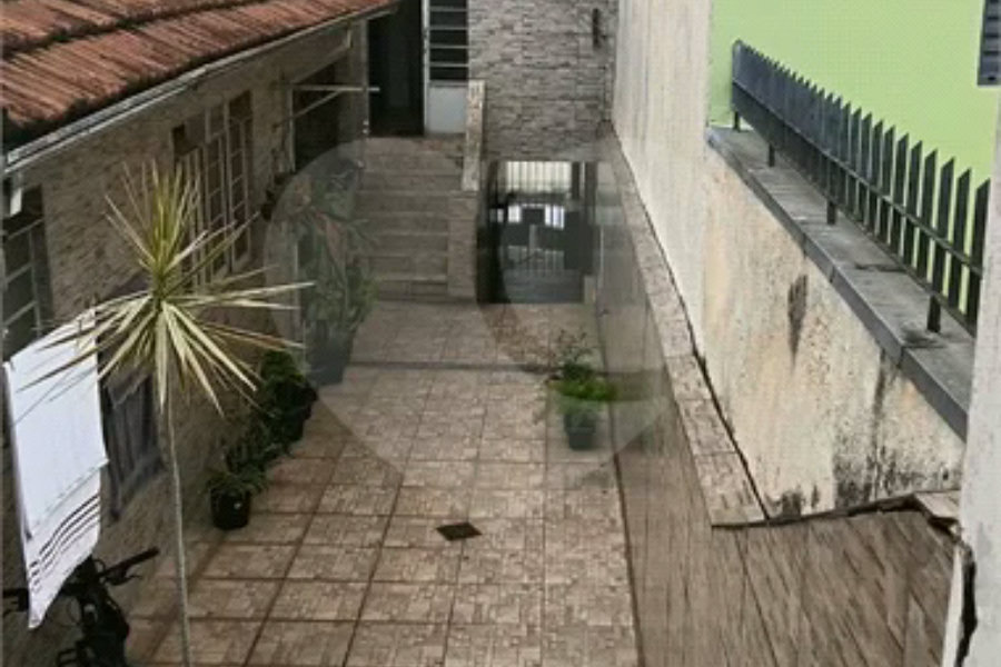 EXCELENTE PARA INVESTIMENTO E RENDA OU MORADIA!! JABAQUARA 03 CASAS E SALÃO
