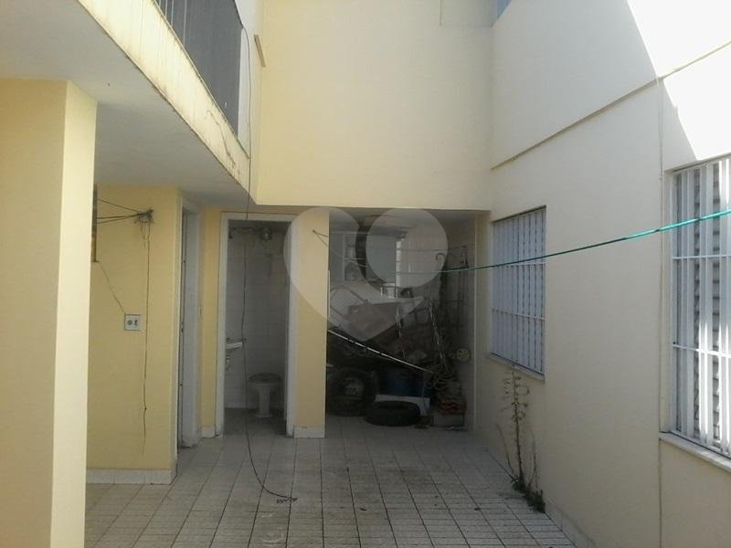 SOBRADO COM 380M AC 350M AT 5 DORMITÓRIOS SENDO 2 SUÍTES NO JARDIM AEROPORTO