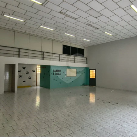 Salão Comercial para Locação em Vinhedo - SP
