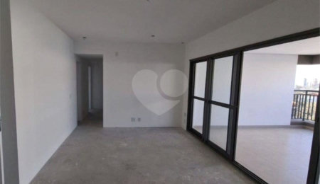 Apartamento à venda com 3 suítes em Mooca, São Paulo, SP