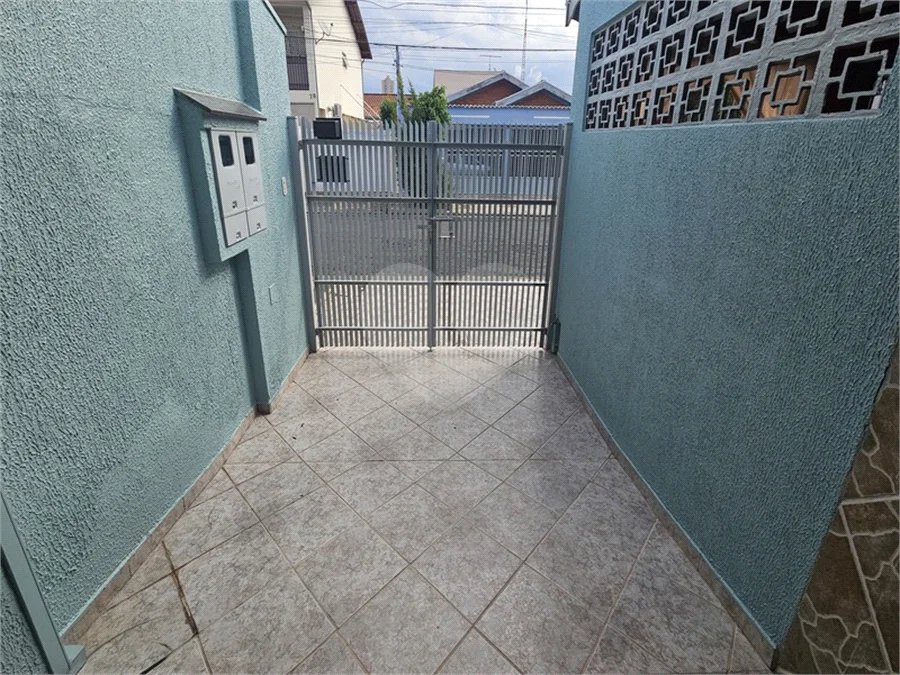 Sobrado Locação 02 dormitórios 01 wc