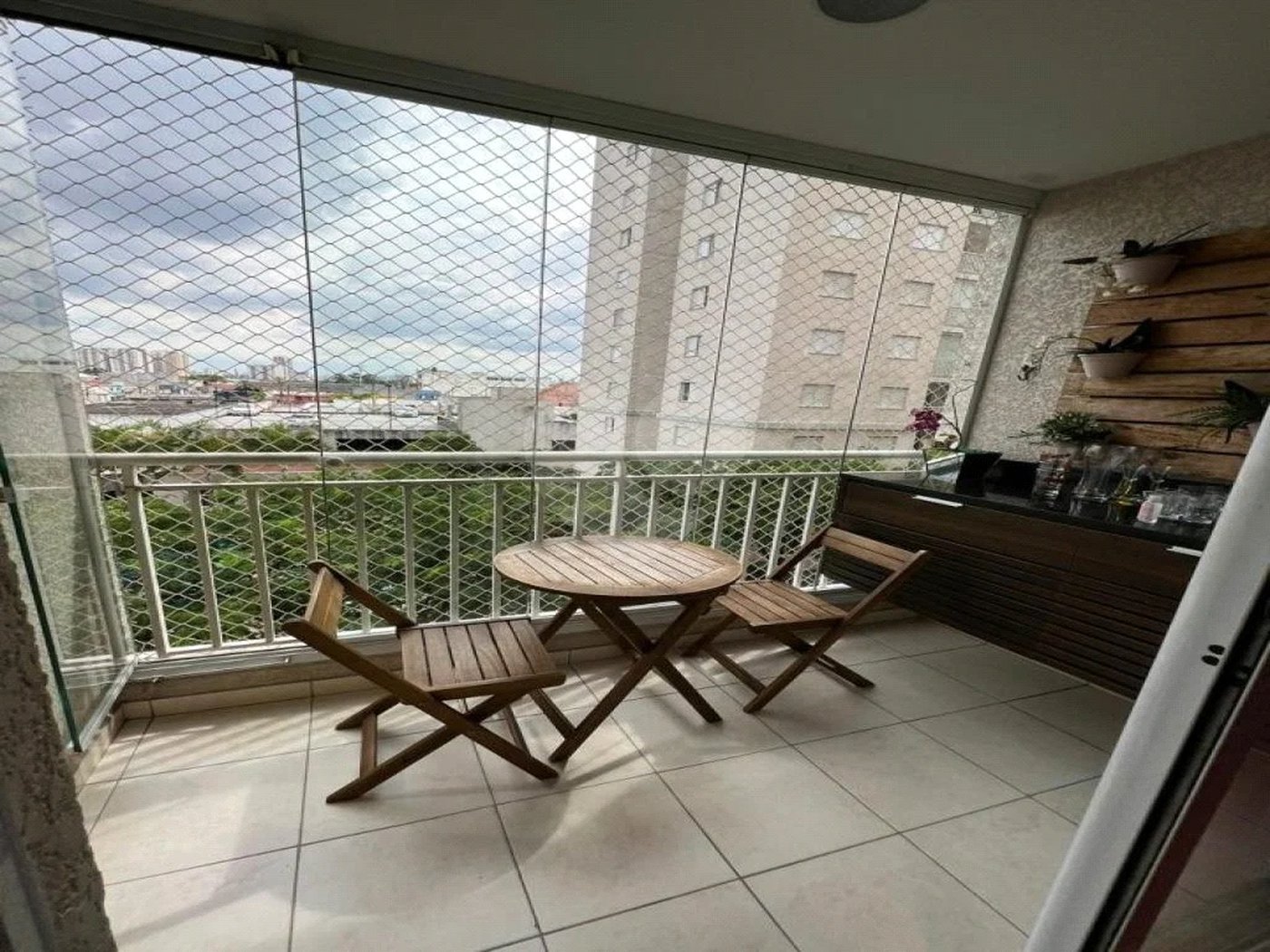 Apartamento à venda com 3 quartos, sendo 1 suíte,  em Vila Guilherme, São Paulo, SP