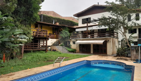 Sobrado à venda com 6 quartos, sendo 3 suítes,  em Rolinópolis, São Paulo, SP