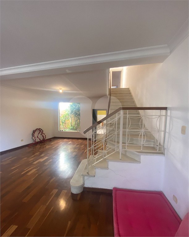 Casa à venda na Vila Monumento - 4 quartos/1 Suíte/1 Vaga