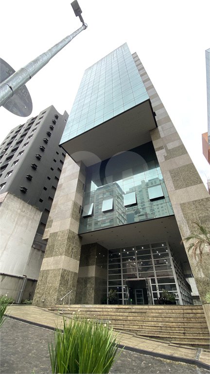 Sala comercial Alameda Santos