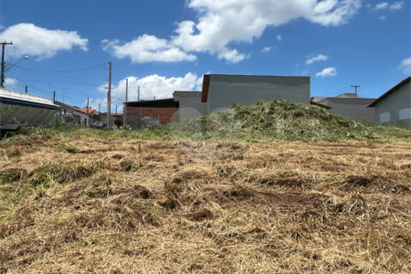 Terreno à Venda no Residencial Bosque dos Tamanduás – Descalvado/SP
