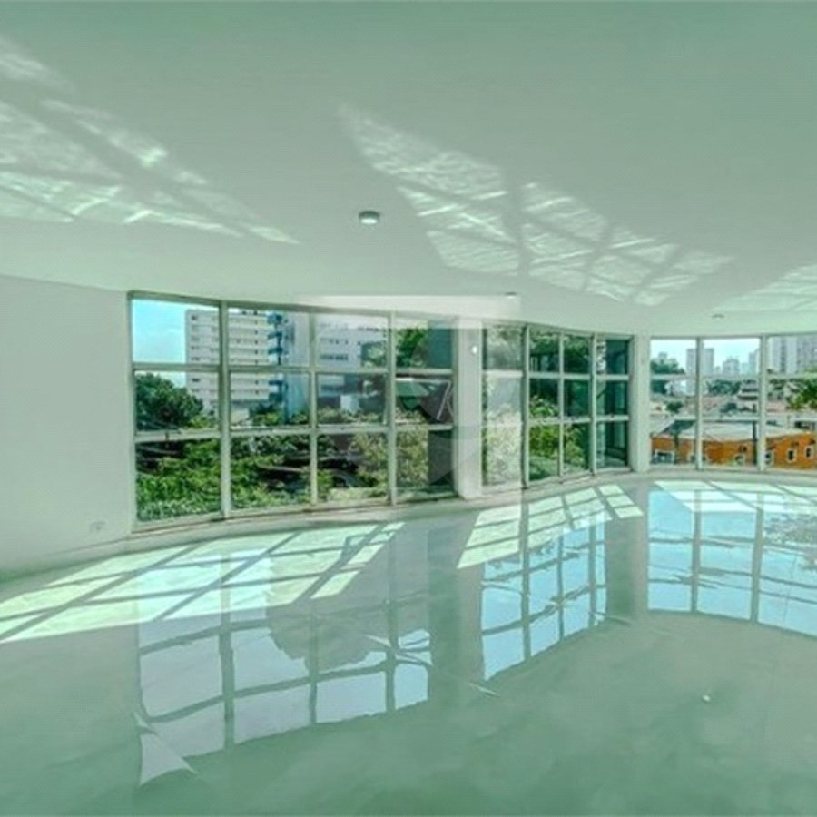 Apartamento com 260m² à venda na Av. Paes de Barros - Recém reformado 100% - Impecável.