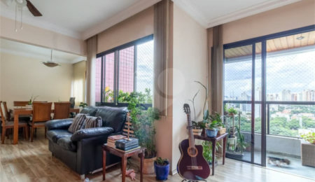Apartamento à venda com 4 quartos, sendo 3 suítes, em Vila Clementino, São Paulo, SP