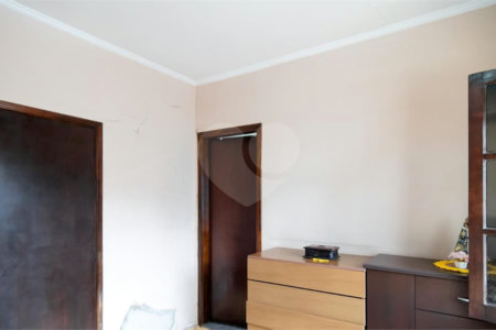 Casa para venda e locação no Campo Belo de 120M² com 3 dormitórios, 1 suíte e 3 vagas