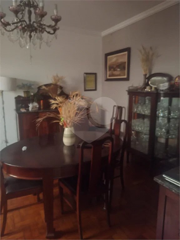 Sobrado à venda na Mooca – 3 dormitórios sendo 1 suíte e 4 vagas de garagem Próximo ao Metrô Bresser Mooca