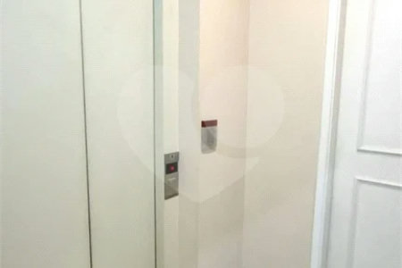 Apartamento a venda no Ipiranga com 3 dormitórios e 2 vagas com 115m² Aceita e estuda Permuta.