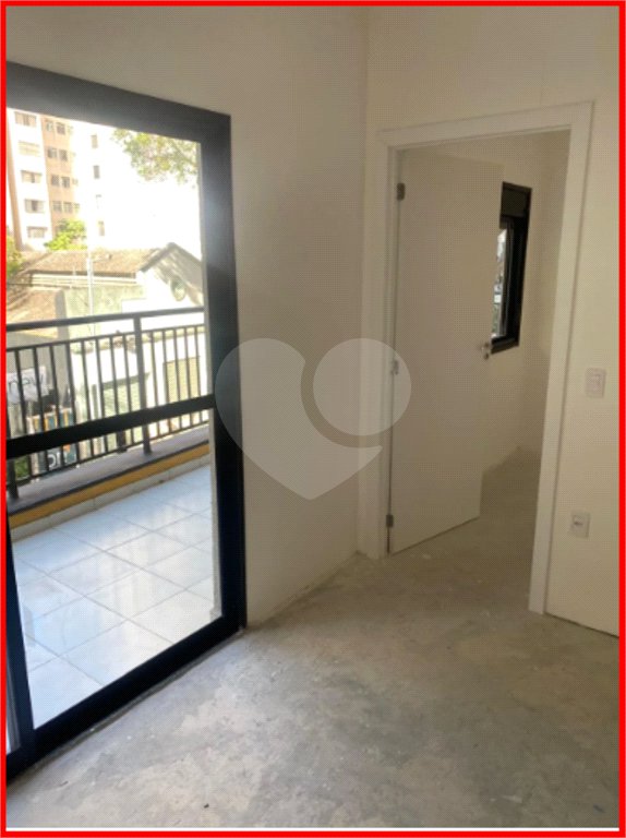Apartamento a venda com 33 m² - Bela Vista.