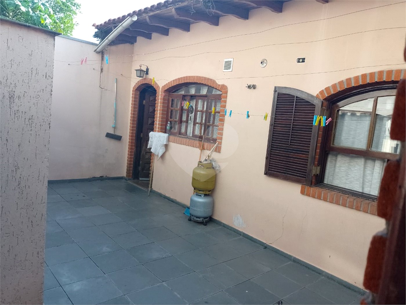 Casa Térrea Assobradada com Varanda Gigante no Jardim Líbano